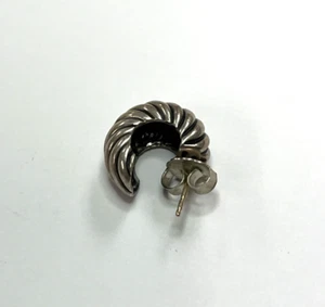 David Yurman Kabel Halb-Reifen Garnelen Sterlingsilber 14K Posten EINZELNER Ohrring - Bild 1 von 3