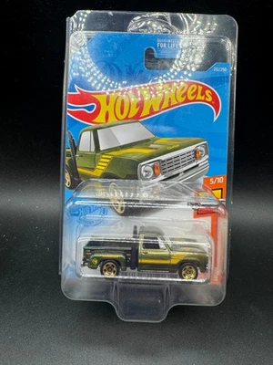 Camión Dodge Li’l 2020 Hot Wheels Treasure Hunt 1978 rojo expreso HW Hot E1 Foto 1 de 3