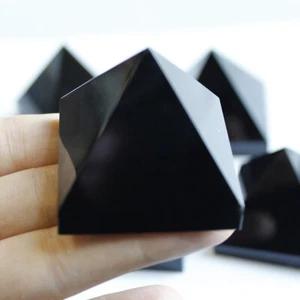 Energieheilender Schwarzer Obsidian-Stein-Natürlicher Reiki-Pyramiden-Kristall - Bild 1 von 9