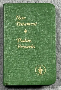 Gideons Pocket Bible Psalms Proverbs New Testament Green - Picture 1 of 6