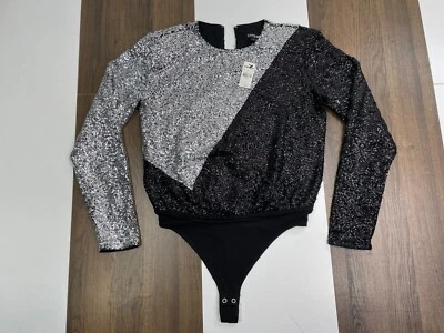 NUEVO Body Camisa Express Para Mujer S Negro Gris Lentejuelas Una Pieza Elastizada Nuevo con Etiquetas $148 Foto 1 de 4