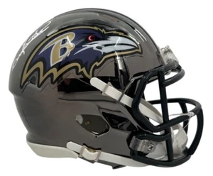Derrick Henry Signed CHROME Mini-Helmet BAS Beckett Witnessed - Picture 1 of 9