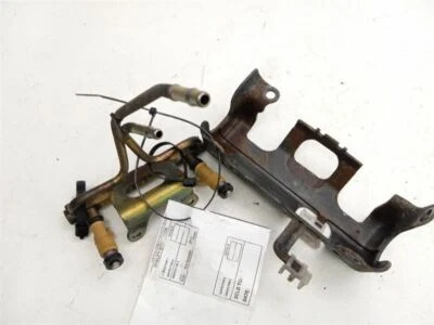 Subaru Forester 2005 riel de combustible derecho con cubierta Foto 1 de 4