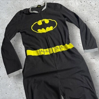 Batman One Piece Pajama Zip-Up Fleece Suit Halloween Size M - Image 1 of 4