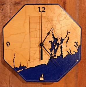 Rhode Island State 10" Wall Clock - Wood w/Blue Water - Laser Crafted Gift" - Bild 1 von 5