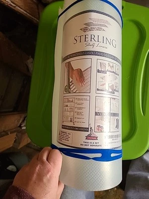 Juego de 4 forros de estante Sterling - 18" X 36" transparente esmerilado - totalmente nuevos  Foto 1 de 4