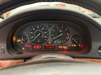 Оригинальный спидометр приборная панель автоматический для BMW E39 528i 1997-2003 годов выпуска  - Изображение 1 из 4
