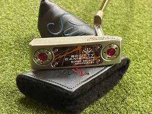 Putter anodizado personalizado Scotty Cameron Super Select Newport 2+ 2025 diestro 35" con HC - Imagen 1 de 18