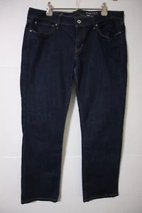 Levis women's denim slight curve straight leg stretch jeans size 32 - Picture 1 of 3
