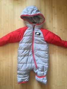 Nike Baby Fleece Lined Full Zip Snowsuit Red Gray Hooded Size 3M (56-62cm) - Picture 1 of 4
