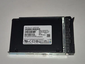 Samsung MZ-WLR3T8C PM1733a 3.84TB 2.5Inch SSD PCI-Express 4.0 X4 (NVMe) - Photo 1/3