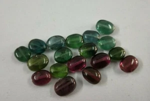 Aplicación de cuentas suaves ovaladas de turmalina multicolor de 18 piezas 30 quilates. Piedra preciosa natural - Imagen 1 de 3