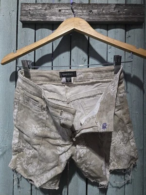 Pantalones Cortos Bebe Para Mujer Metálicos Floral Corte Talla 2 Beige Encaje Superpuesto Foto 1 de 4