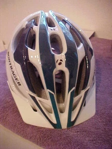 NUOVO Bontrager Quantum Casco Ciclismo Bici, TAGLIA SMALL 52-56 cm, 310 grammi, BIANCO - Foto 1 di 18