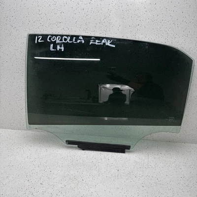 2009-2013 Toyota Corolla Rear Left Driver Side Door Window Glass Tinted OEM Foto 1 de 4