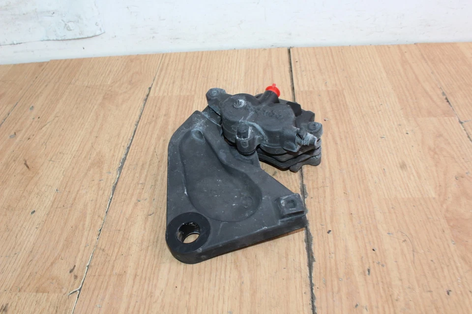 Portador de pinza de freno trasero Victory Vegas 2005 8 bolas Foto 1 de 4