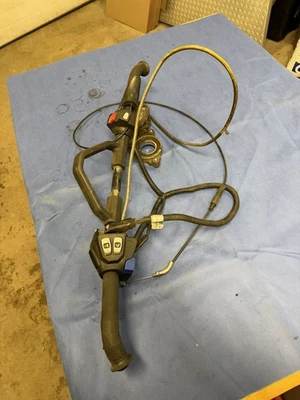 Manillar Arctic Cat XF7000 2015 con controles y pinza de freno 1705-092 Foto 1 de 4