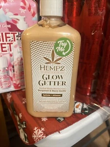 Hempz Glow Getter pflanzliche Körperfeuchtigkeitscreme mit Schimmer 17oz - Bergamotte & Vanille - Bild 1 von 4