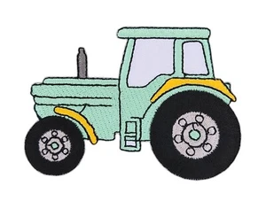 bc23★Traktor Grün Trecker Aufnäher zum aufbügeln Bügelbild Patch 8,4 x 5,9 cm - Bild 1 von 6