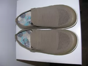 SPENCO BLISSFUL SLIDE/SLIP-ON SHOES IN SAND OR BEIGE, SIZE 9 1/2 PRE-OWNED - Picture 1 of 2