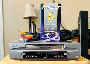 Vtg Sanyo VWM-677 VHS VCR Player Recorder w/AV Cables & VHS Tape Tested & Works - Picture 1 of 6