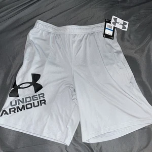 Under Armour Pantaloncini Ragazzi Loose Youth (YXL/JTG/EG) Pantaloncini Grigio/Nero - NUOVO - Foto 1 di 7