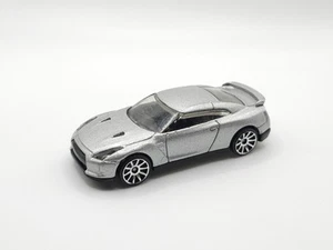 2009 Hot Wheels New Models Silver 2009 Nissan GT-R B7 Diecast - Picture 1 of 4
