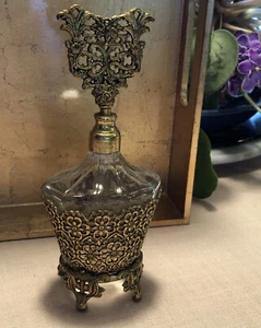 Vintage 24K Gold Plated 7.75” Ormolu Filigree Perfume Vanity Bottle Glass Daube - Picture 1 of 7