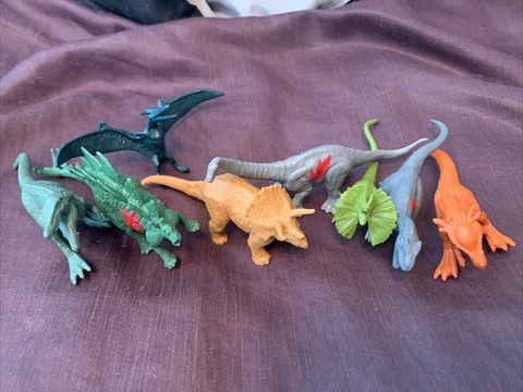 Jurassic World Fallen Kingdom mini blind bag Lot of 8 dinosaurs Cover
