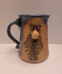 1976 Vintage PETER PETRIE Signed FUNNY UGLY FACE Bearded CUP MUG - Picture 1 of 12