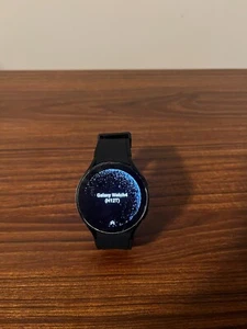 Samsung Galaxy Watch4 SM-R870 44mm Aluminiowe etui z paskiem sportowym - czarne - Zdjęcie 1 z 7