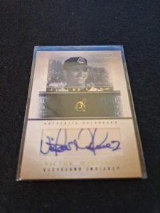 2005 Skybox Autographics Future Signs Serial#16/65 Victor Martinez #FSA-VIM Auto - Picture 1 of 4