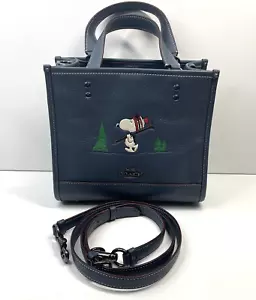 Borsa Coach X Peanuts Dempsey nuova con etichetta 22 con motivo sci Snoopy CE849 blu - Foto 1 di 10