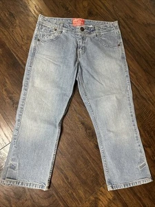Levi Strauss Signature Jeans Womens Size 6 Blue Capri Denim Cotton Blend Casual - Picture 1 of 3