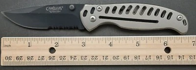 Navaja de bolsillo plegable de borde combinado CAMILLUS EDC3 de acero inoxidable de 6,75” con clip Foto 1 de 4