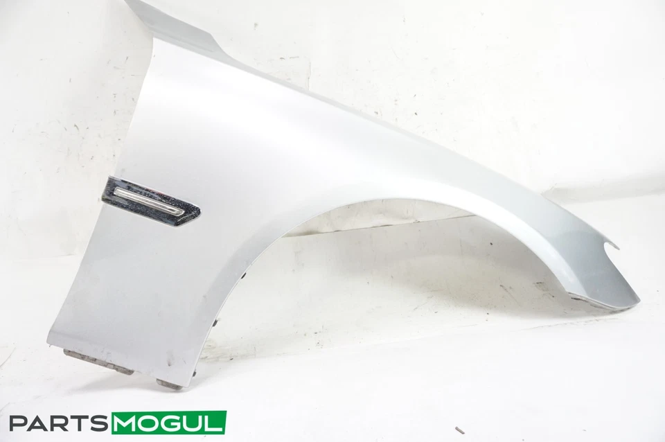 BMW 750Li serie 7 2009-2015 panel guardabarros lateral derecho pasajero moldura OEM  Foto 1 de 4