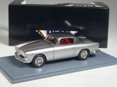 (KI-09-38) Neo Scale Models Alfa Romeo 1900 CSS Touring 1956 in 1:43 in OVP - Bild 1 von 2
