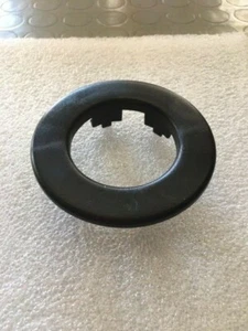 FIAT UNO TUTTI i modelli non catalitica Ghiera Cornice Tappo Carburante Benzina - Imagen 1 de 1