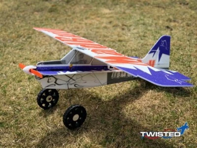 Modelo de avión Hacker Models EPP interior 36" MadBull - azul Foto 1 de 4