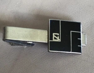 Vintage schwarz Emaille silberfarben General Electric GE Krawattenklammer Bar Mid Century - Bild 1 von 6