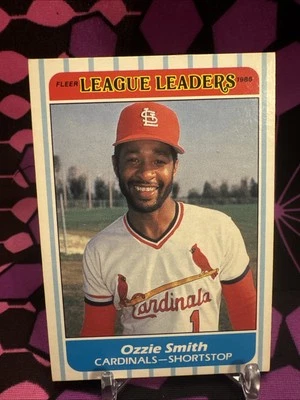 1986 Fleer Major League Leaders - Ozzie Smith #42 - Image 1 of 4