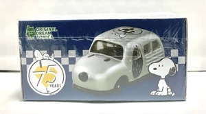 Takara Tomy / Dream Tomica 75th Anniv. Peanuts Snoopy Car / Snoopy Town Limited - Picture 1 of 7