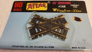 Atlas HO Scale 144 Custom-Line 45 Degree Crossing - Picture 1 of 3