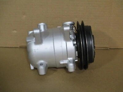COMPRESSOR AC COMPATÍVEL COM 1987-1994 NISSAN PATHFINDER, D21, PICKUP- FABRICANTE DE EQUIPAMENTO ORIGINAL #92600-57H00 - Imagem 1 de 4