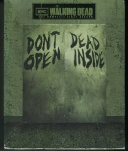 The Walking Dead Complete First Season BLU-RAY Ltd Edition W/ Mask * Brand New - Picture 1 of 2