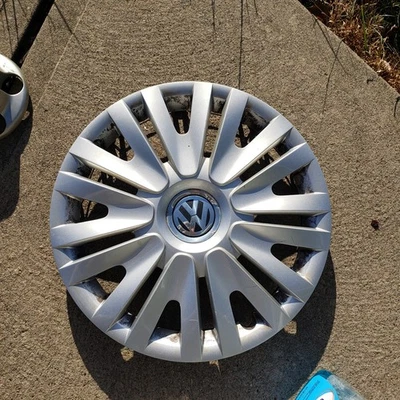 Оригинальный колпак ступицы колеса колпак ступицы Volkswagen Golf 10 11 12 13 14 5K0 601 147 H 14 дюймов - Изображение 1 из 4