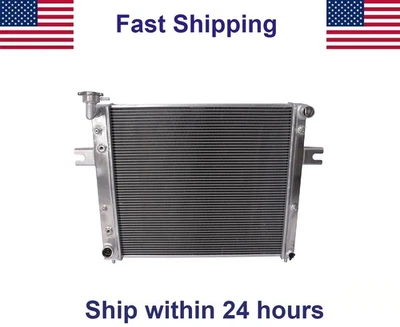 2262 Radiator for Jeep Grand Cherokee Laredo Limited Sport SE 4.0L AT 1999-2004 - Image 1 of 4