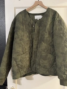Sundae School Unisex Quilted Green Camo Flower Jacket Liner XL Excellent! - Picture 1 of 5