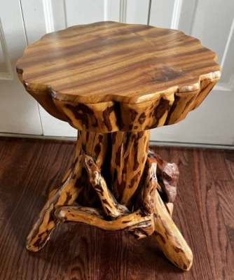 Unique Table Made of Rhododendron Wood - Handcrafted Branch Stand - Image 1 of 4