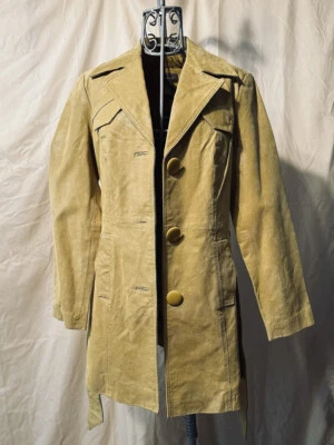 CASACO DE COURO GENUÍNO FEMININO | TOTALMENTE FORRADO | BOTÕES OVERSIZE | CINTO  - Imagem 1 de 4